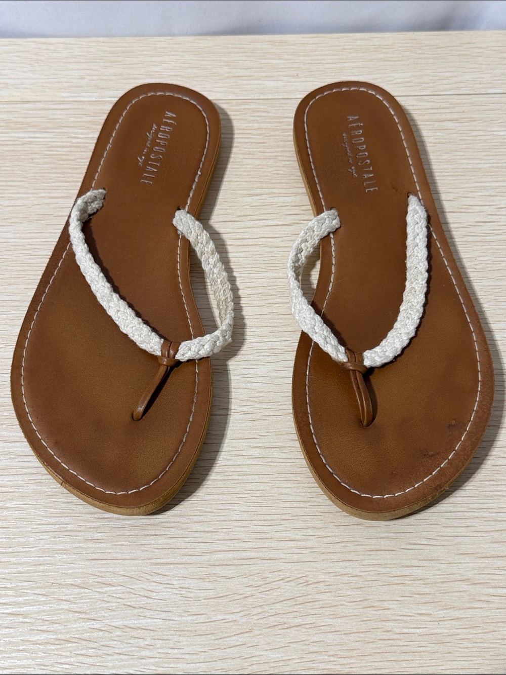Aeropostale Brown Leather Braided-strap Flip Flops - White Straps